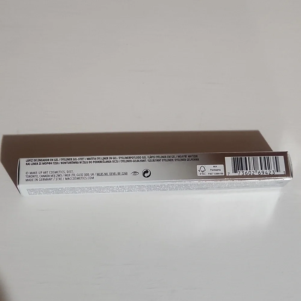 MAC Gleam On Colour Excess Gel Pencil Eye Liner